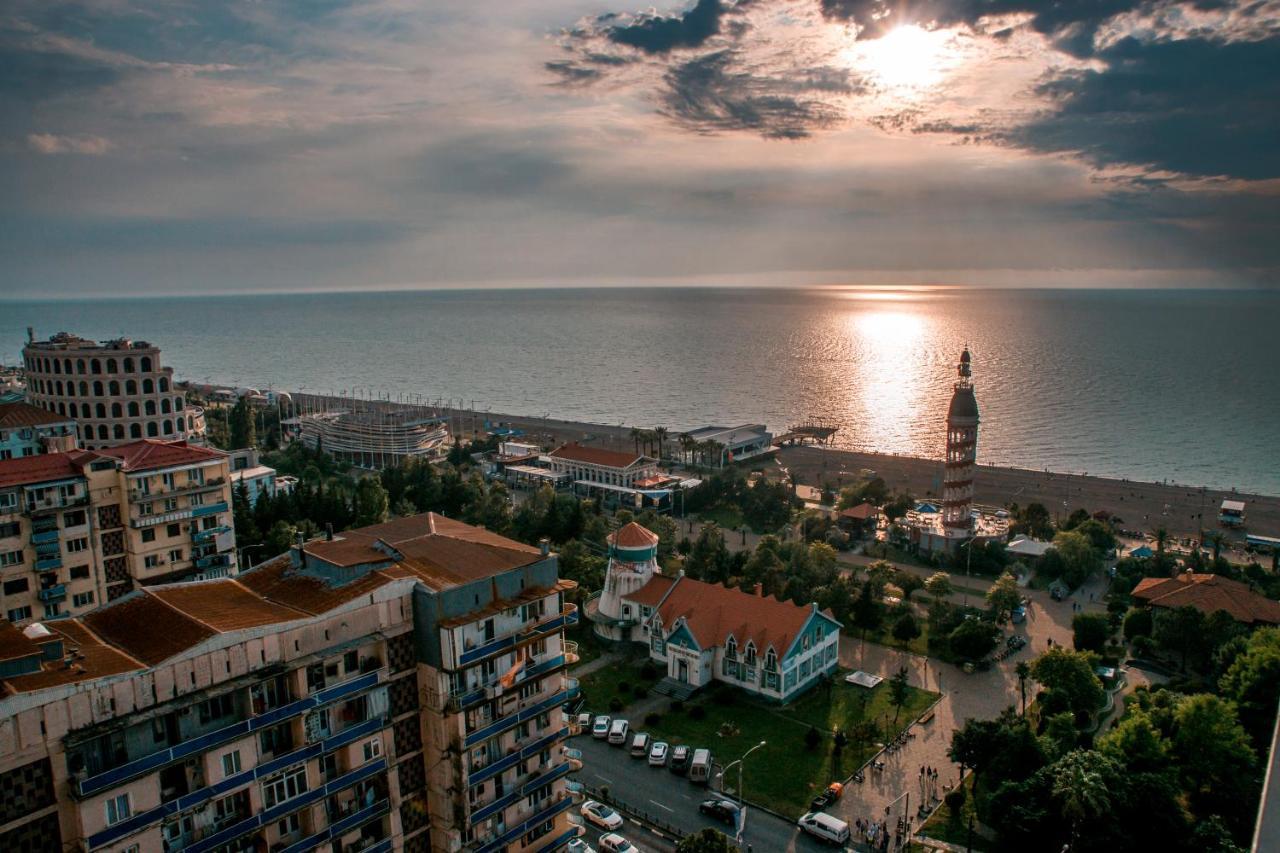 Orbi City - Aparthotel Near The Beach Batumi Zewnętrze zdjęcie